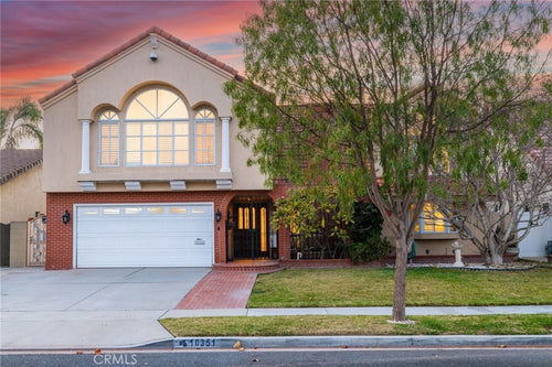 10351 Lassen Street, Los Alamitos, CA 90720 - 5 Beds - 4 Baths - 3,757 sq ft