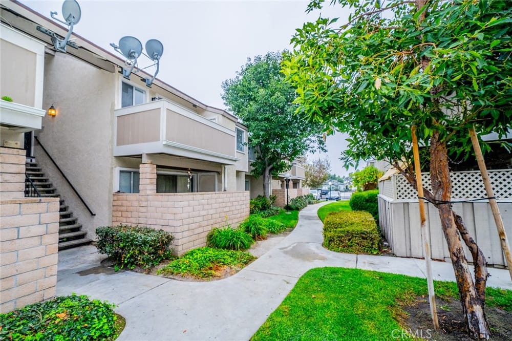 8552 Belmont Street #42, Cypress, CA 90630 - 2 Beds - 1 Bath - 881 sq ft