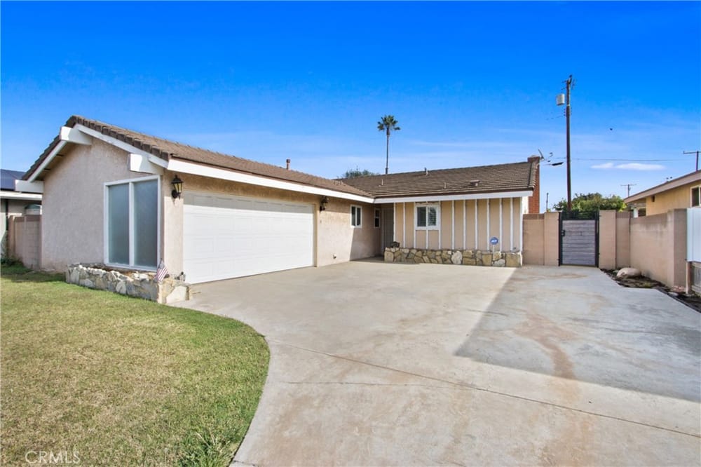 5306 Iroquois Avenue, Lakewood, CA 90713 - 4 Beds - 2 Baths - 1,405 sq ft